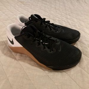 Nike Metcon - Black/White/Brown - Cross Training Shoes